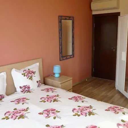 Elegant A Mare Апартаменты Варна